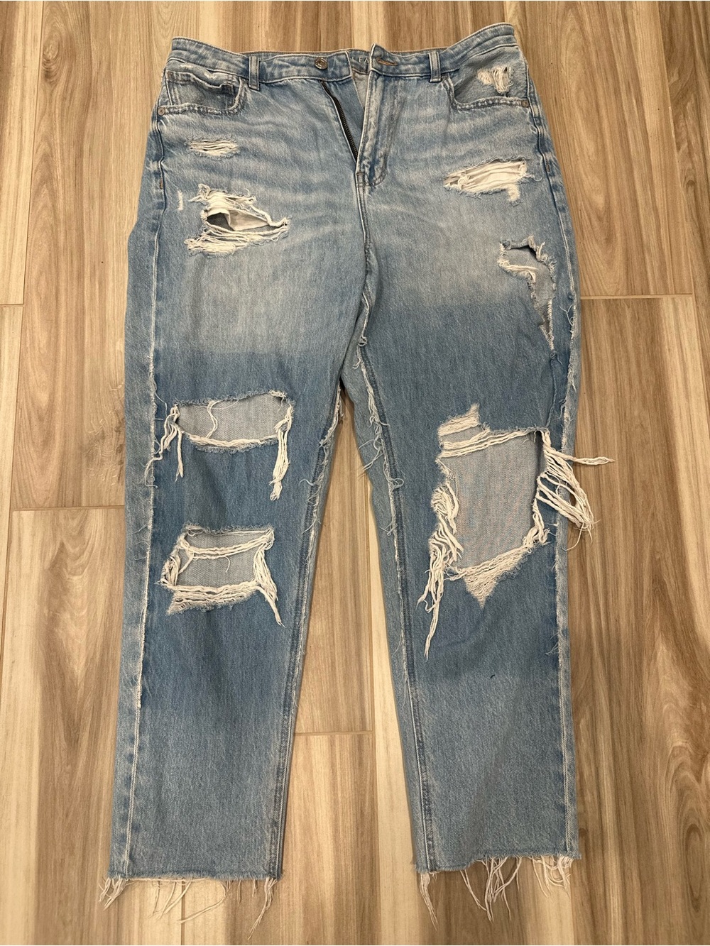 American Eagle Outfitters Distressed Light Blue Mom Jeans